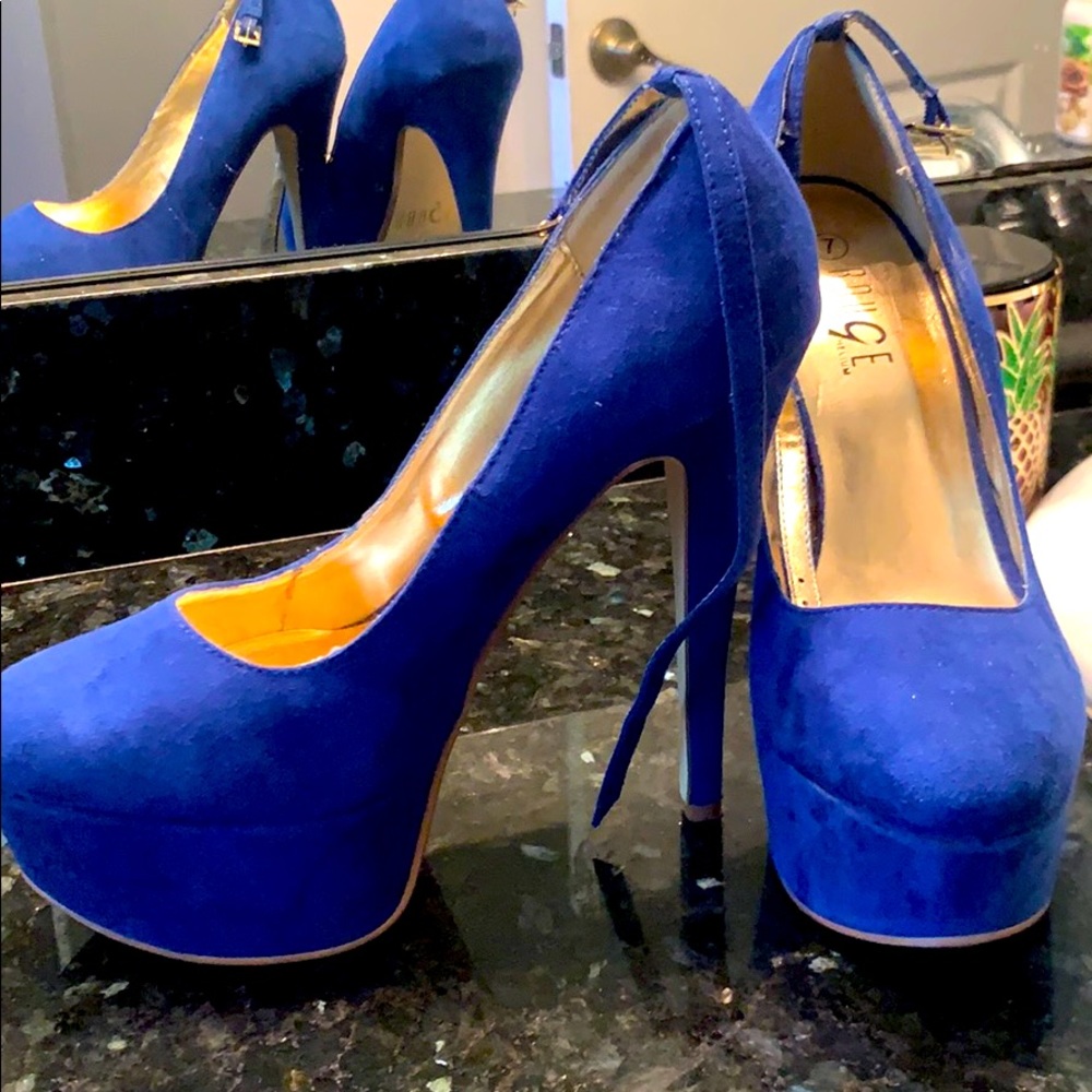 Blue platform heels!